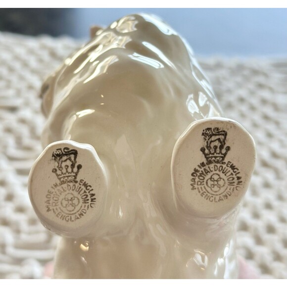 Retired White Persian Cat Figurine Teal Eyes Royal Doulton England #1898 Stand - Picture 6 of 8